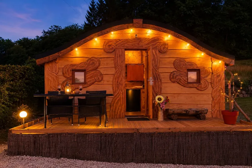 Magical wooden cabin / Nature & relaxation - Image 1