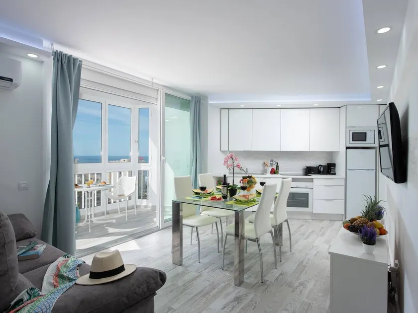 White Coral's Apartments 1, Family apartment 3 - Image 1