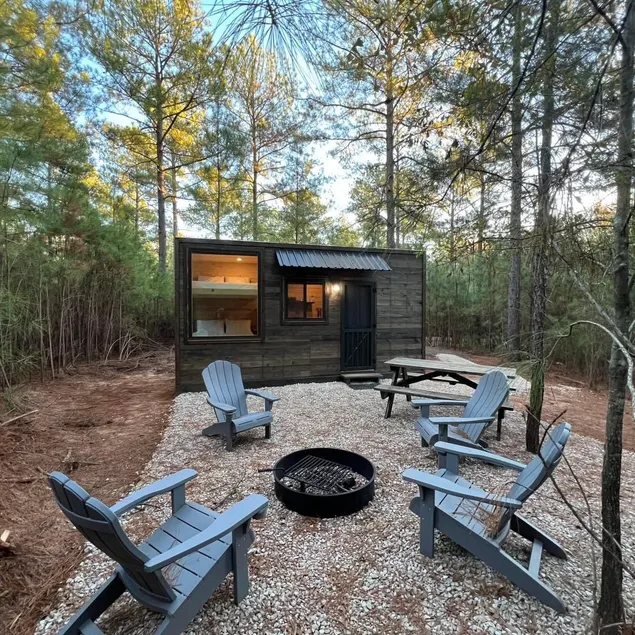 Tranquil Cabins Studio-East Texas Pines-near Tyler - Image 1