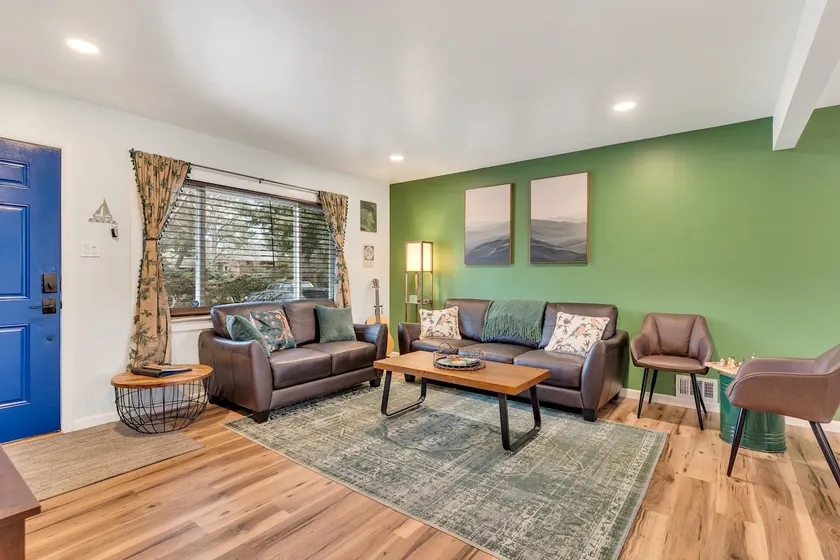 Charming Pet and Family friendly Arvada home - Image 1