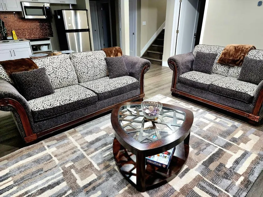 Quiet Exquisite 2BR Guest Suite in Cul-de-Sac - Image 1