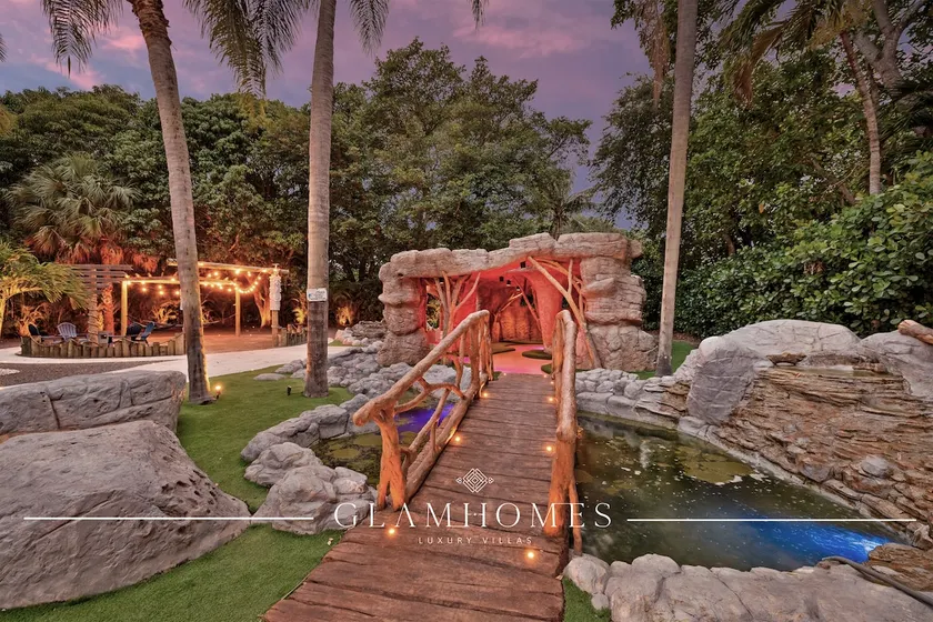 Lagoon Luxe Retreat | Pool •Cinema •Grotto Jacuzzi - Image 1