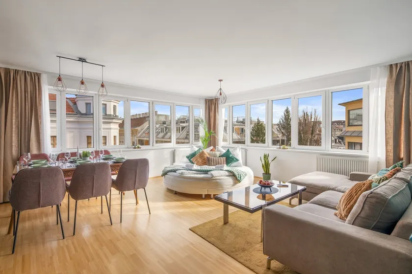Luxury Loft View 4BR | Central | Parking, Gym - Image 1