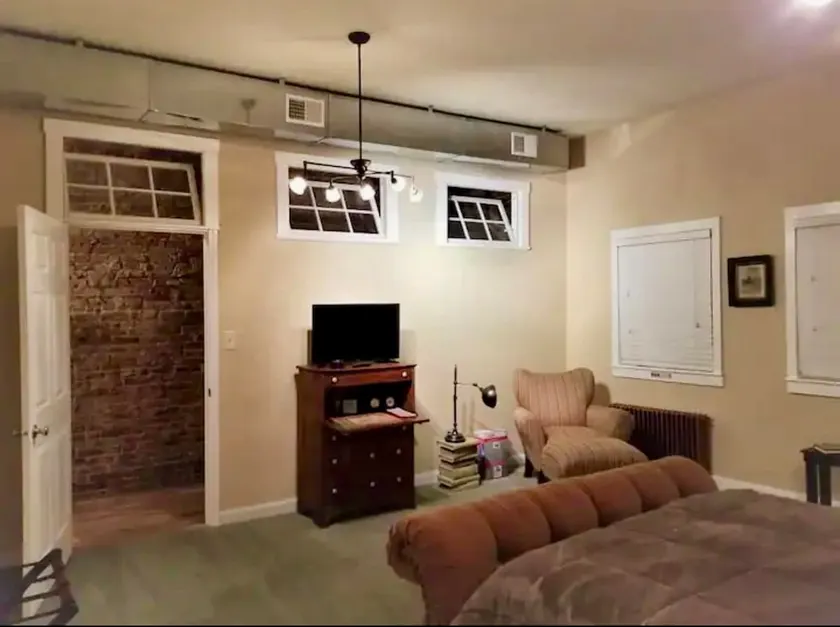 The Flat - Image 1