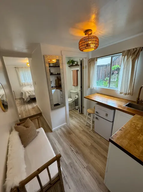Cozy Boho Bungalow - Image 1