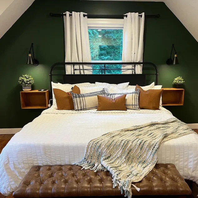4 Bedroom Beauty - Image 1