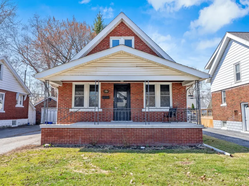 Relaxing 4-Bedroom Windsor Home | BBQ |Fenced Yard - Image 1