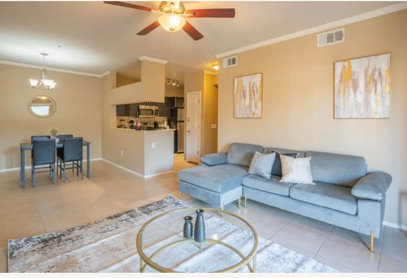 Stylish 2BR|2BA + Pool, Gym & Parking Near Airport - Image 1