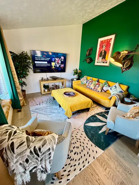 Near O’Hare Frida Kahlo Home, 4 beds, King bd, WiF - Image 1