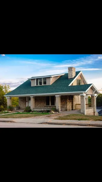 Clark Place - Image 1