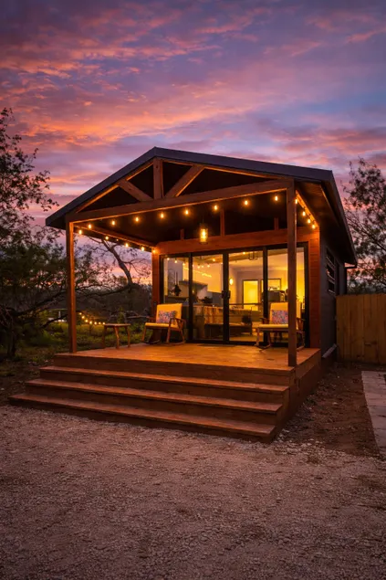 Tiny Home Near Hospitals w/ King Bed & Kitchen - Image 1