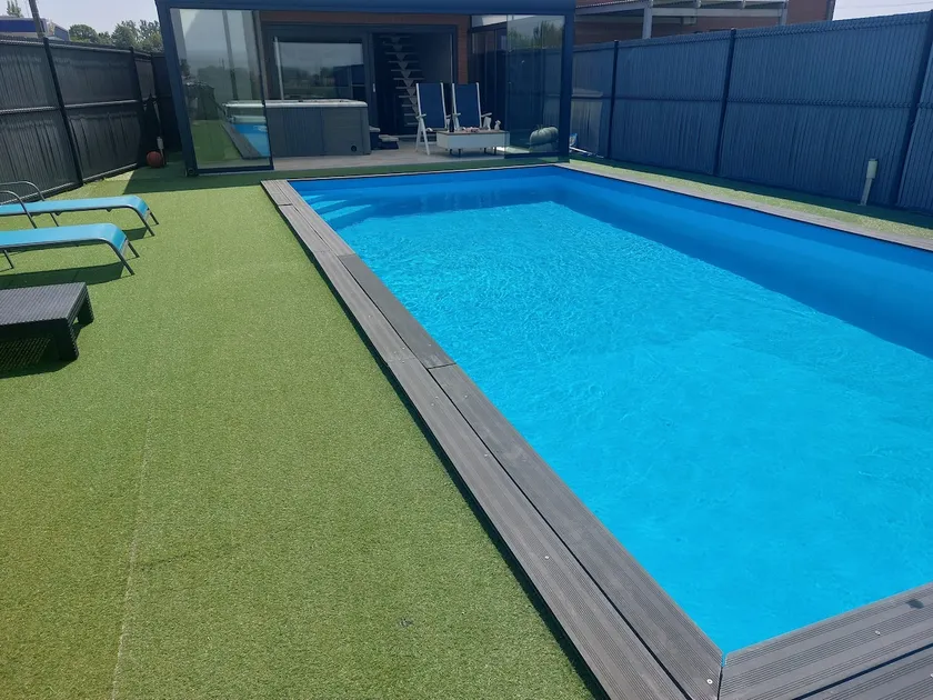 Villa with heated pool, hot tub, sauna, Tournay. - Image 1