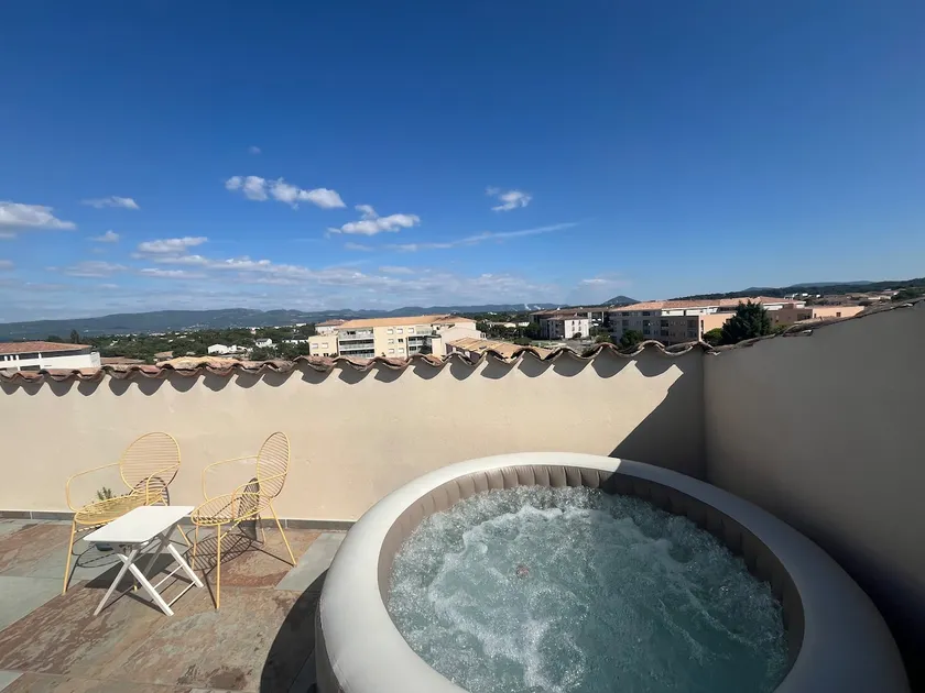 Spacious and charming apartment*jacuzzi*terraces - Image 1