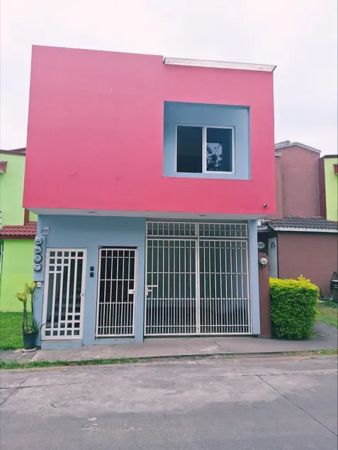 Comfortable apartment with pool and 24-hour security - Image 1