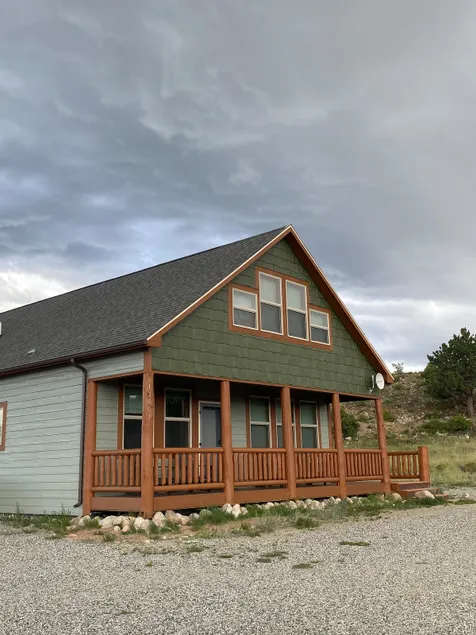 Silver Trout Lodge - Image 1