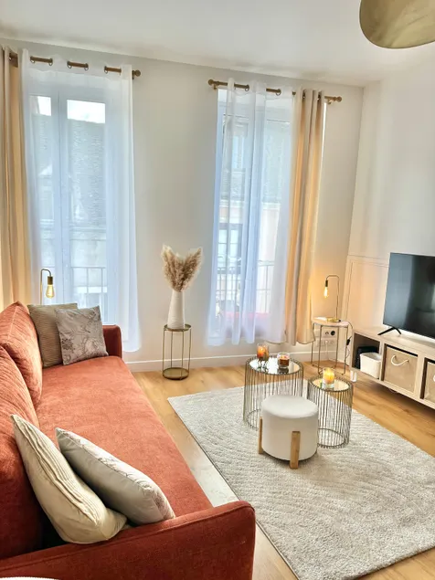 Apartment with balcony, view of the Saône! - Image 1