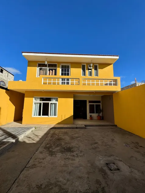 House in historic center - Image 1