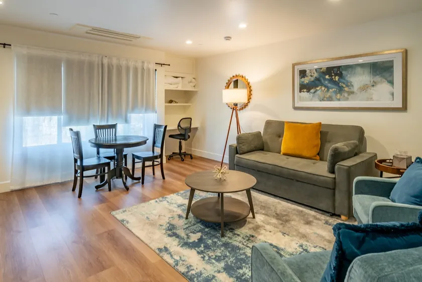 Skyline Suite - Image 1