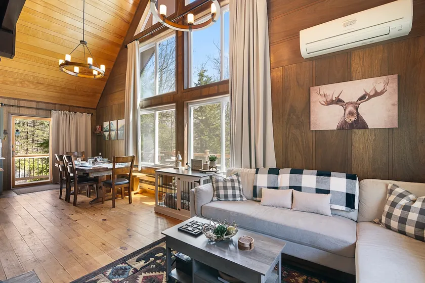 Crooked Ear Cabin - Image 1