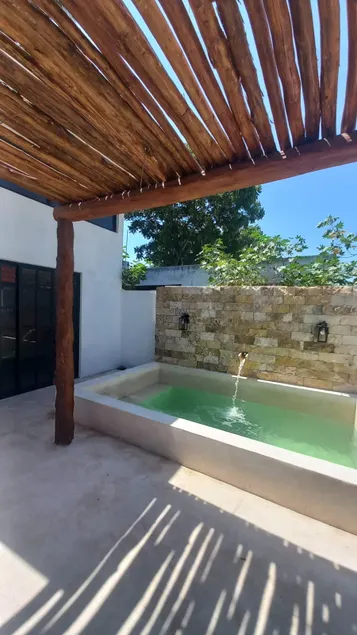 Comfortable and cozy, 2 blocks from the sea, with a pool - Image 1