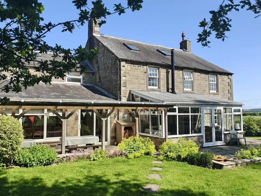 Bush Nook House - Image 1