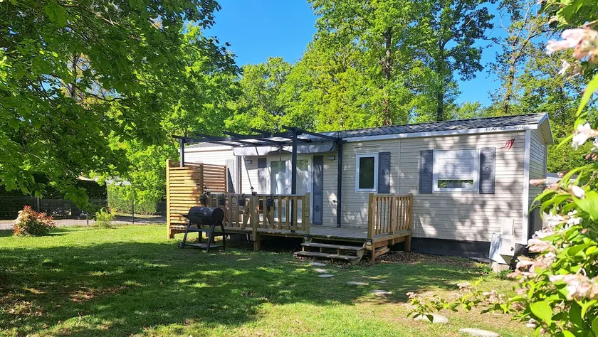 Mobile home in the heart of a Normandy estate - Image 1