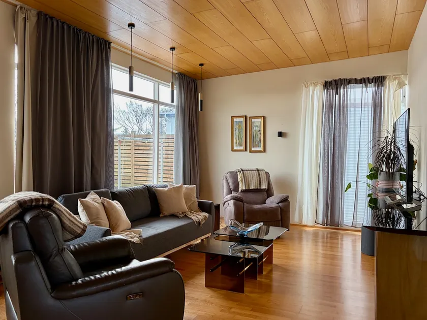 Keflavík 3BR Home, Near Airport, Sleeps 7 - Image 1