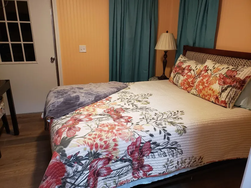 Eva's Place - Image 1