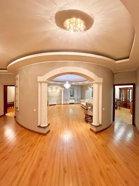 Elite & Huge Home in Almaty City Centre (220 sq.m) - Image 1