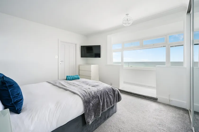 Ocean View, 6 Beds, 3 bathrooms, Hot Tub - Image 1