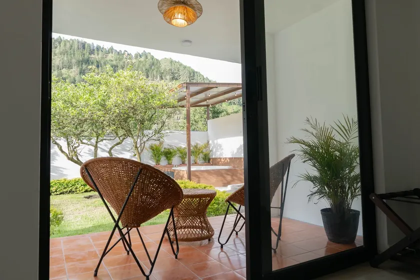 HolyBaños Fabulous Villa with Outdoor Jacuzzi - Image 1