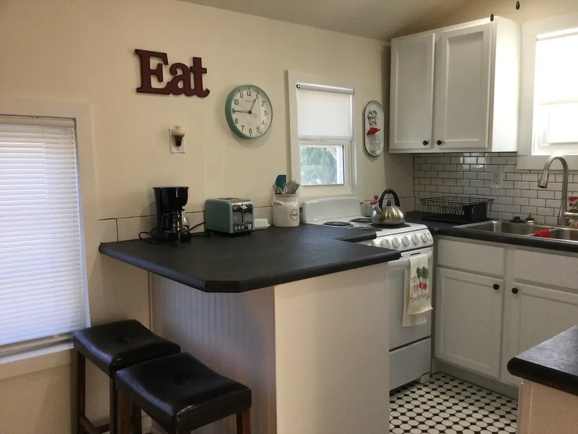 Kramers Cottage House - Image 1