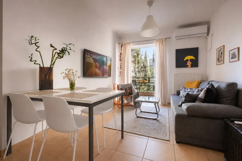Spartan Gem Apartment - Image 1