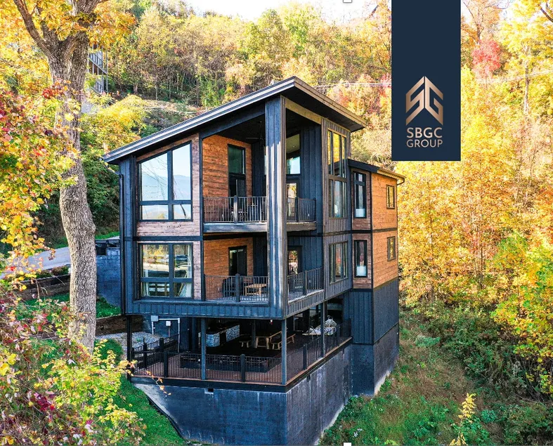 Luxury Cabin • Master Suites • Swimspa • Gameroom - Image 1
