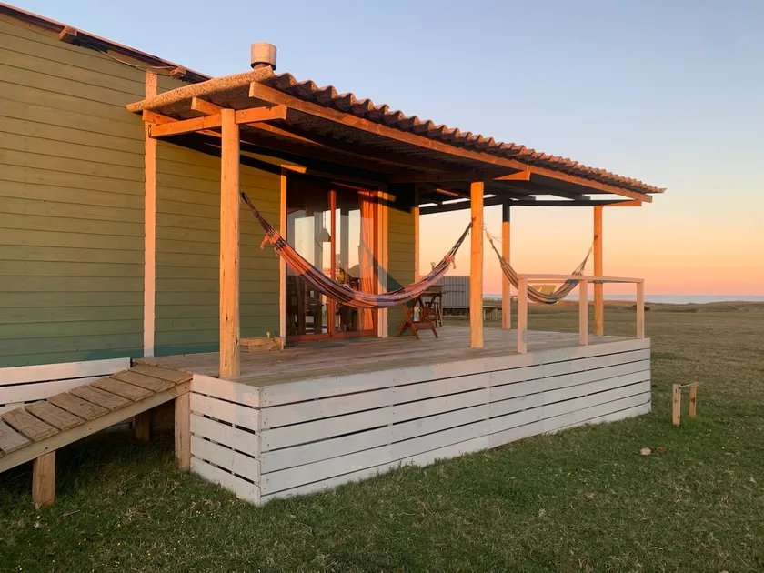 Cabin between countryside, sky and sea - Image 1