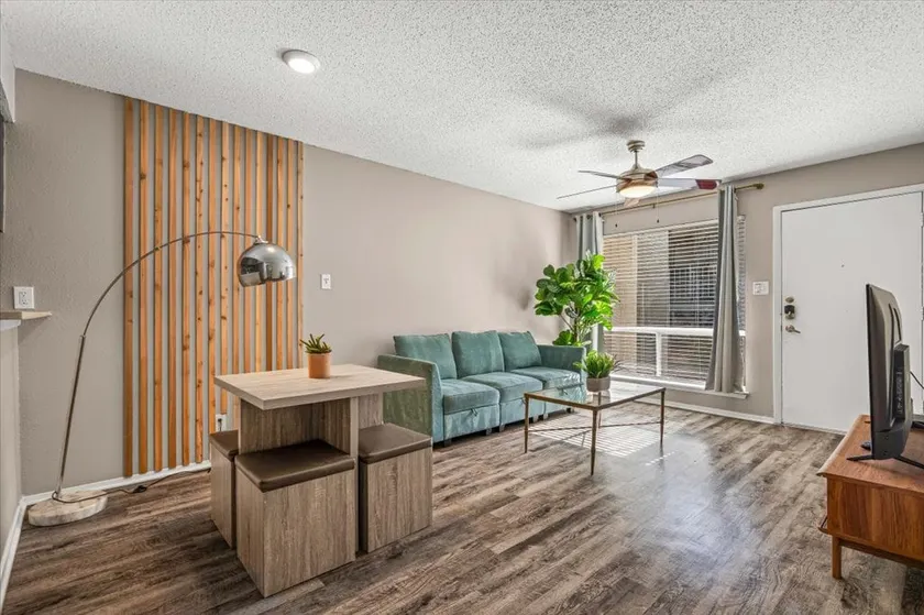 Zen Garden Suite in SoCo, Near Downtown w Pool - Image 1