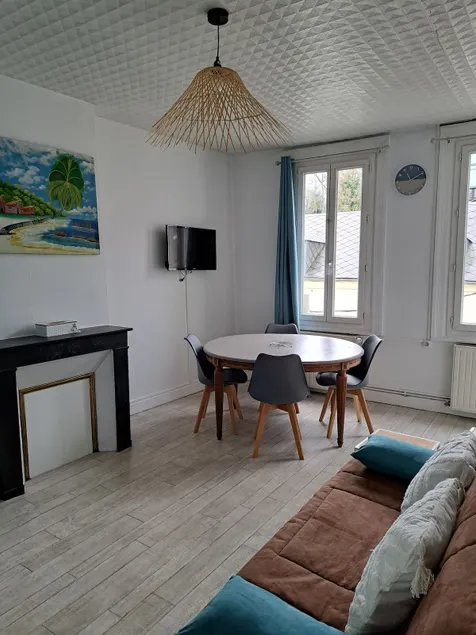 Downtown Bolbec apartment - Image 1
