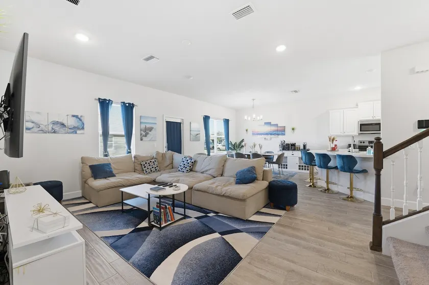 Spacious & Private Hudson Retreat by SunWest Park! - Image 1