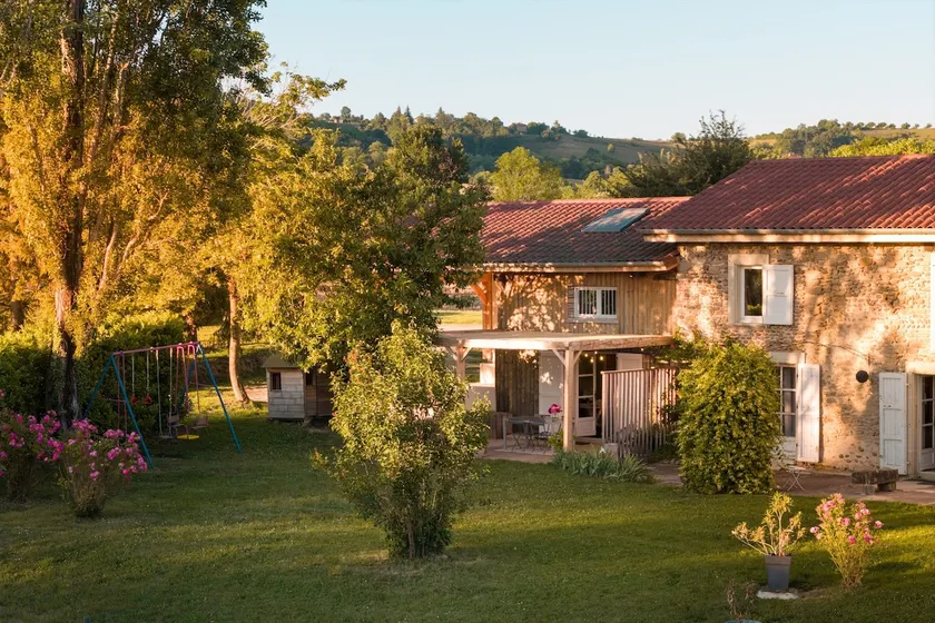 Quiet cottage · garden · listed village - Image 1
