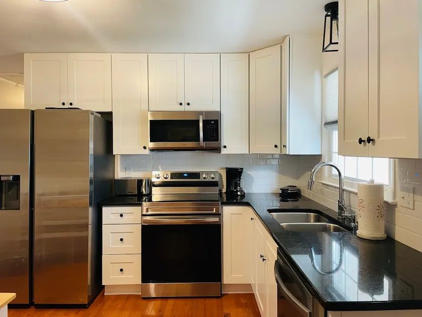 Spacious home in Durham. - Image 1
