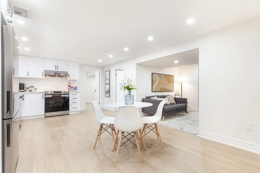 Newly renovated 2 bedrooms Lower level. - Image 1