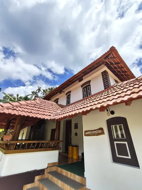 Aadhya Homestay 4BHK - Image 1