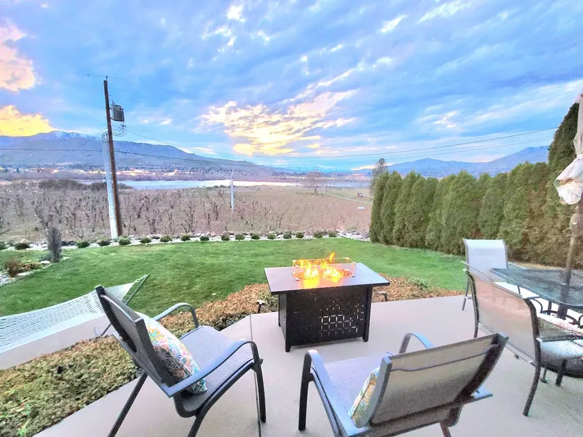 Stunning Views! Great AC, Quiet, & Clean - Image 1