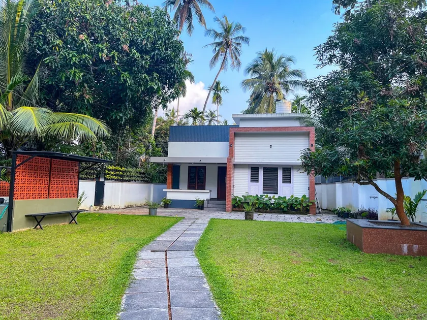 2BHK Private Villa at Kappad Beach, ROVOS VILLA - Image 1