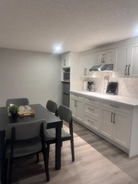 Cozy Budget Friendly 2BR Suite w/ Private Entrance - Image 1