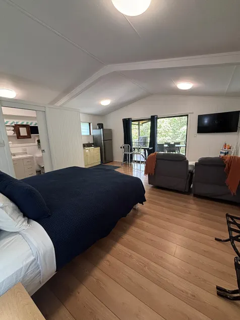 Woodwark Guest House - Image 1