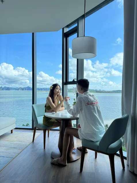 Corner Apartment with Sea View - Beautiful Sunset View | 1BR - Image 1