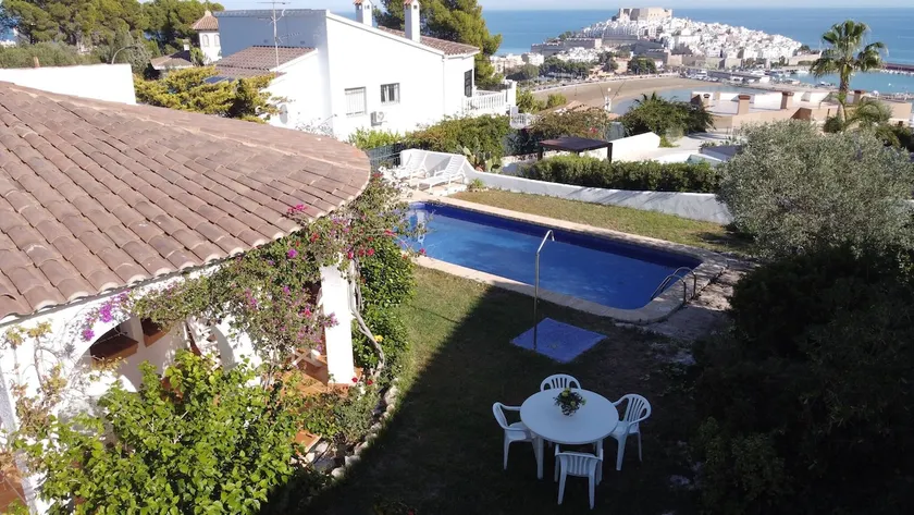 Magnificent villa in Peñiscola, large pool, paddle tennis court, Wifi, - Image 1