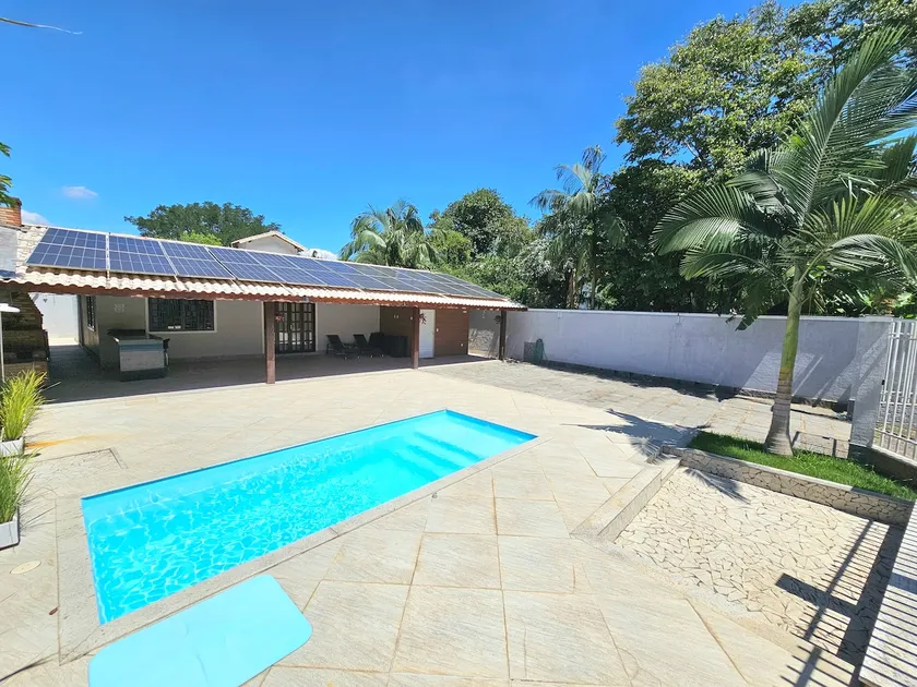 One-story house, 4 en-suites, Penedo RJ - Image 1