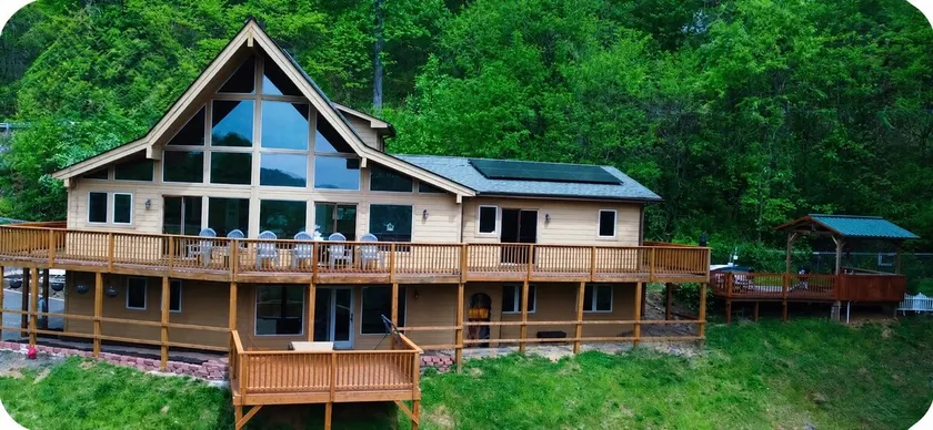Incredible View / Hot Tub/ EV Charger / Firepit - Image 1